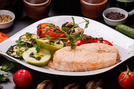 Лосось в сливочном соусе