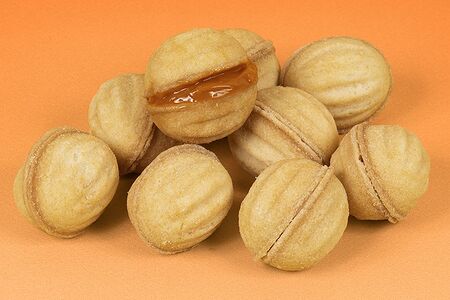 Орешки на сливочном масле с варёной сгущёнкой M