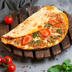 Պյադինա Բոլոնեզե սոուսով