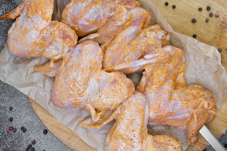 Куриные крылышки маринованные