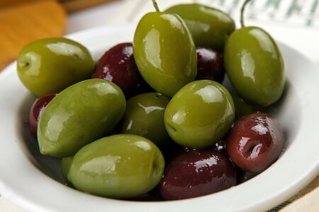 Большие оливки