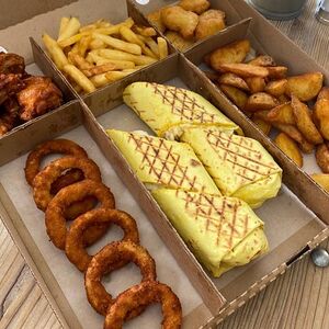 Комбо закусок и шаурма сырная