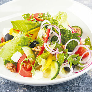 Греческий с бальзамической заправкой