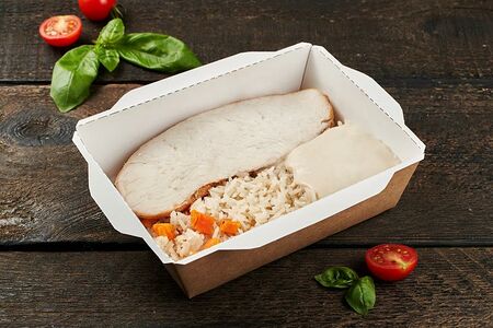 Индейка со сливочным соусом и рисом басмати