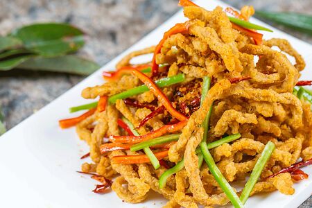 Куриное филе, жаренное соломкой с красным перцем №402-2