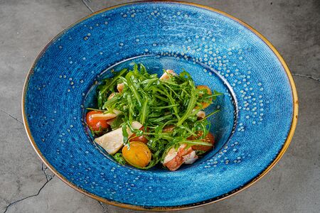 Салат с осьминогом и оливковым маслом