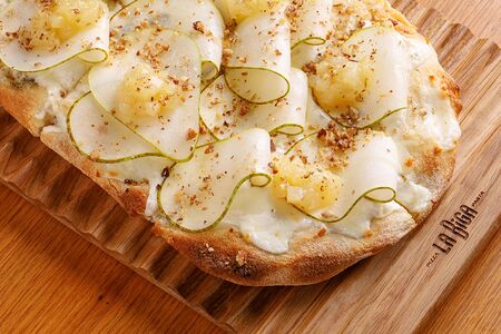 С грушей и горгонзолой