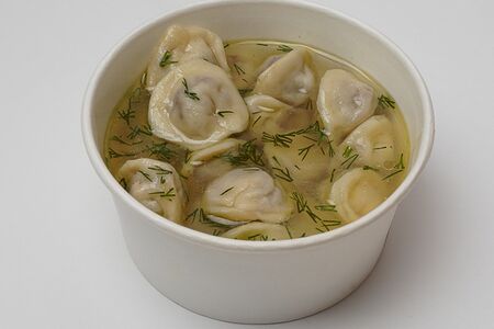 Пельмени говяжие с бульоном