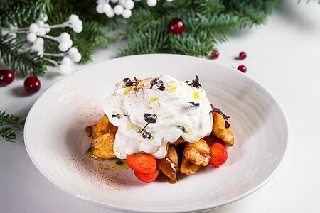 Хрустящий баклажан с муссом фета