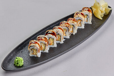 Ролл угорь с филе хрустящей белой рыбы