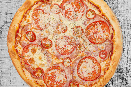 Пицца Везувий