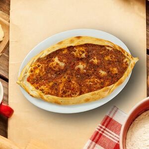 Пиде с говяжьим фаршем