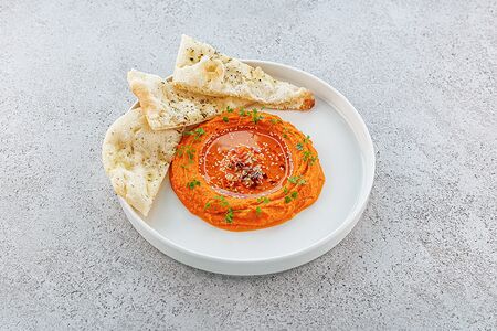 Хумус из болгарского перца