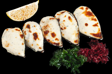 Мидии с соусом Блю чиз