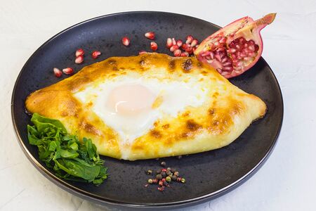 Хачапури по-аджарски