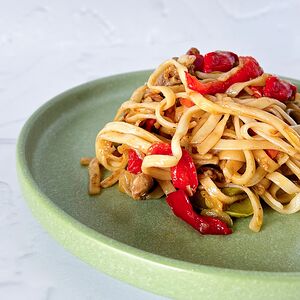 Удон с мясом