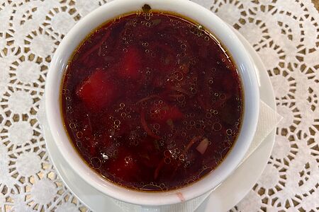 Борщ с пампушками