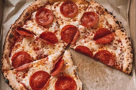 Пицца пепперони