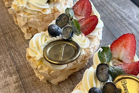 Меренговый рулет