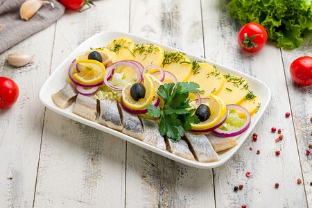 Селедка с картошкой