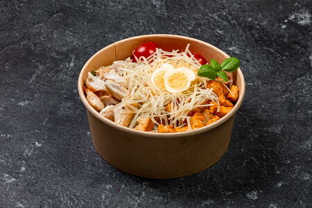 Цезарь салат с куриной грудкой