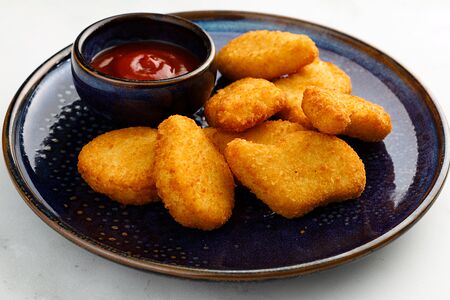 Куриные наггетсы