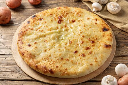 Осетинский пирог с картошкой и грибами