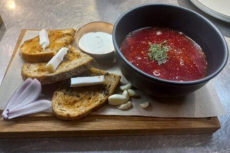 Борщ с говяжьей грудинкой