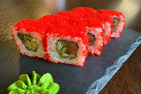 Калифорния с лососем