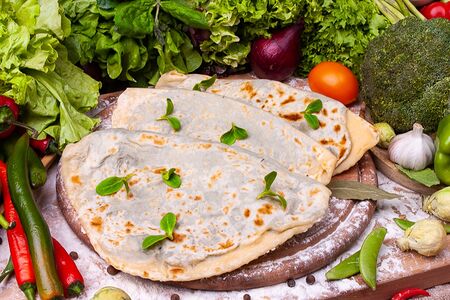 Кутабы с зеленью