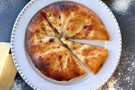 Кубдари. Пирог с мясом. 