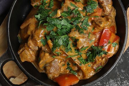 Сковородка со свининой