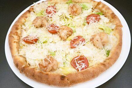 Пицца Цезарь с креветками