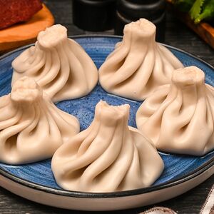 Хинкали с бараниной и говядиной