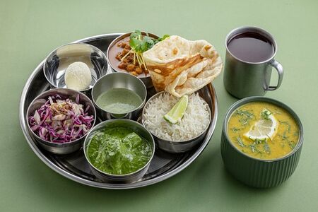 Ведж тхали, суп дал, напиток