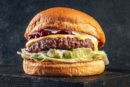 Бургер Вишнёвый Дорблю