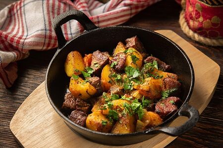 Жаркое из телятины в красном вине