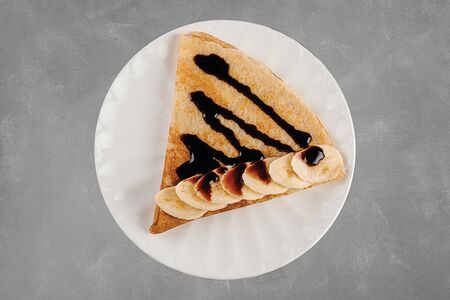 Блины с бананом и шоколадом