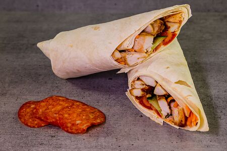 Шаверма с курицей и пепперони