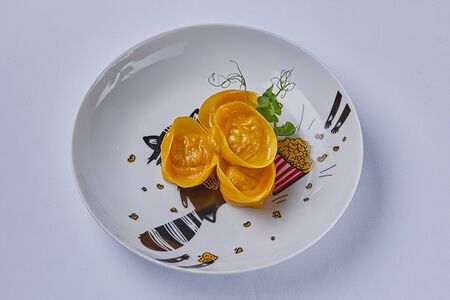 Димсамы цветные с курицей