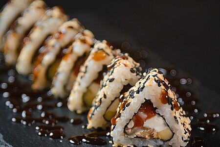 Ролл Японика