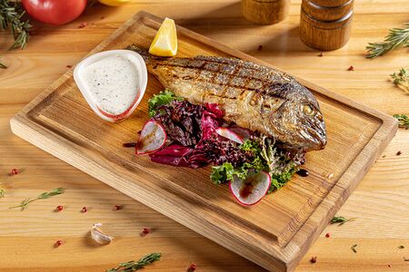 Запеченная дорадо