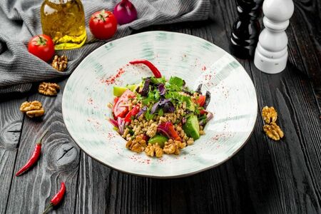 Салат Батуми