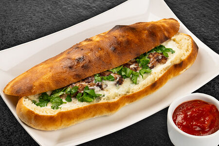 Хачапури с люля кебабом из курицы