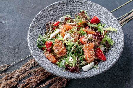 Салат с киноа