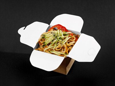 Удон с курицей и беконом