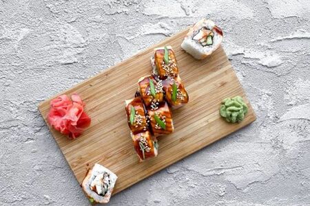 Теплый ролл Токио