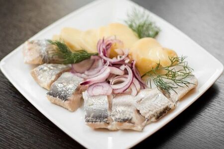 Филе сельди с картофелем и луком