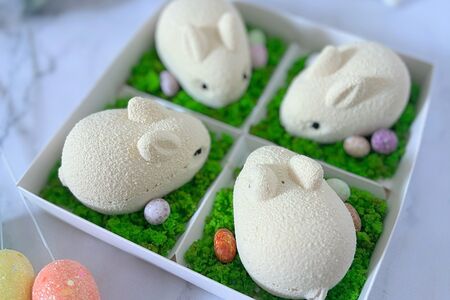 Муссовое пирожное зайчики Пасха