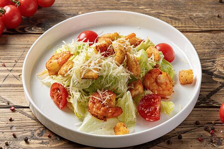 Салат Цезарь с креветками